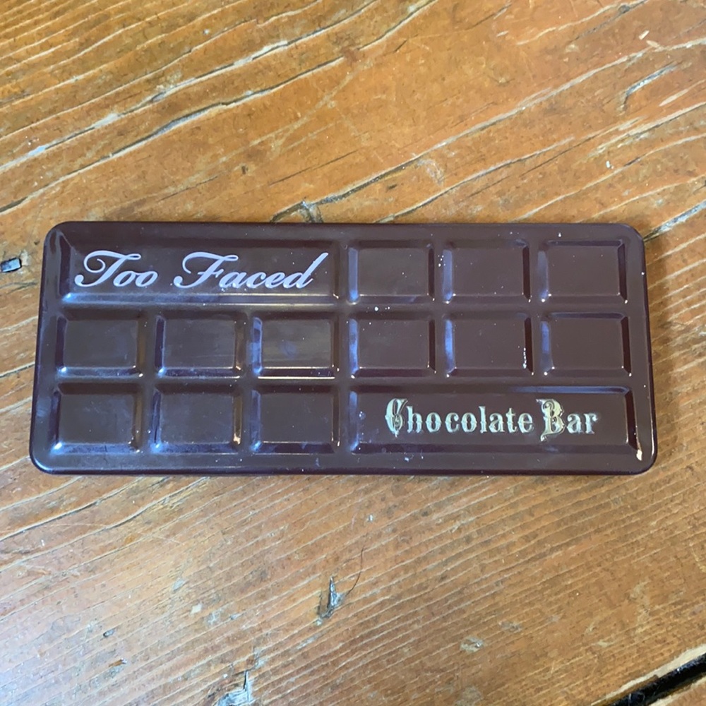 Too Faced Chocolate Bar eyeshadow pallet